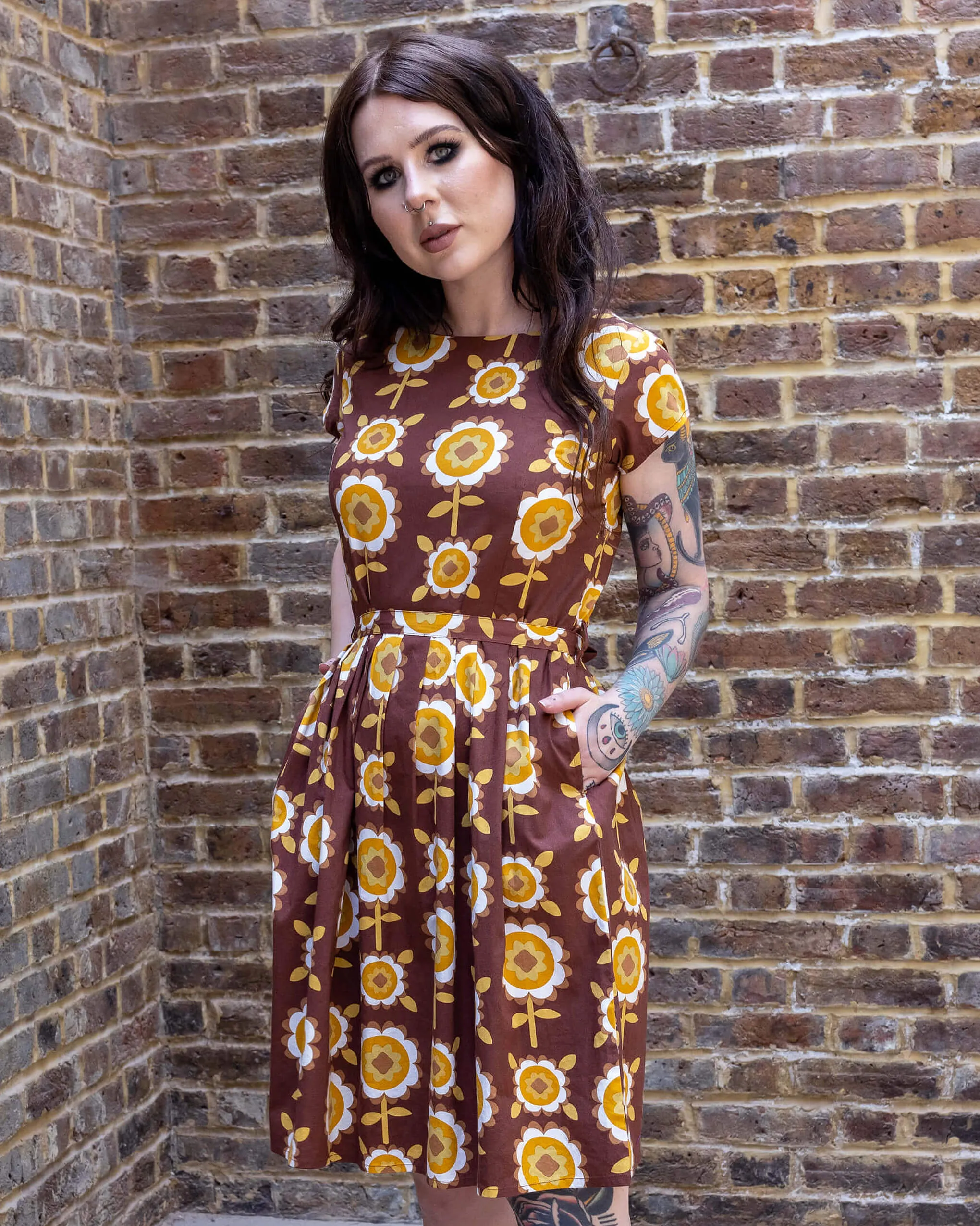 Brown Retro Flowers Belted Stretch Tea Dress with Pockets