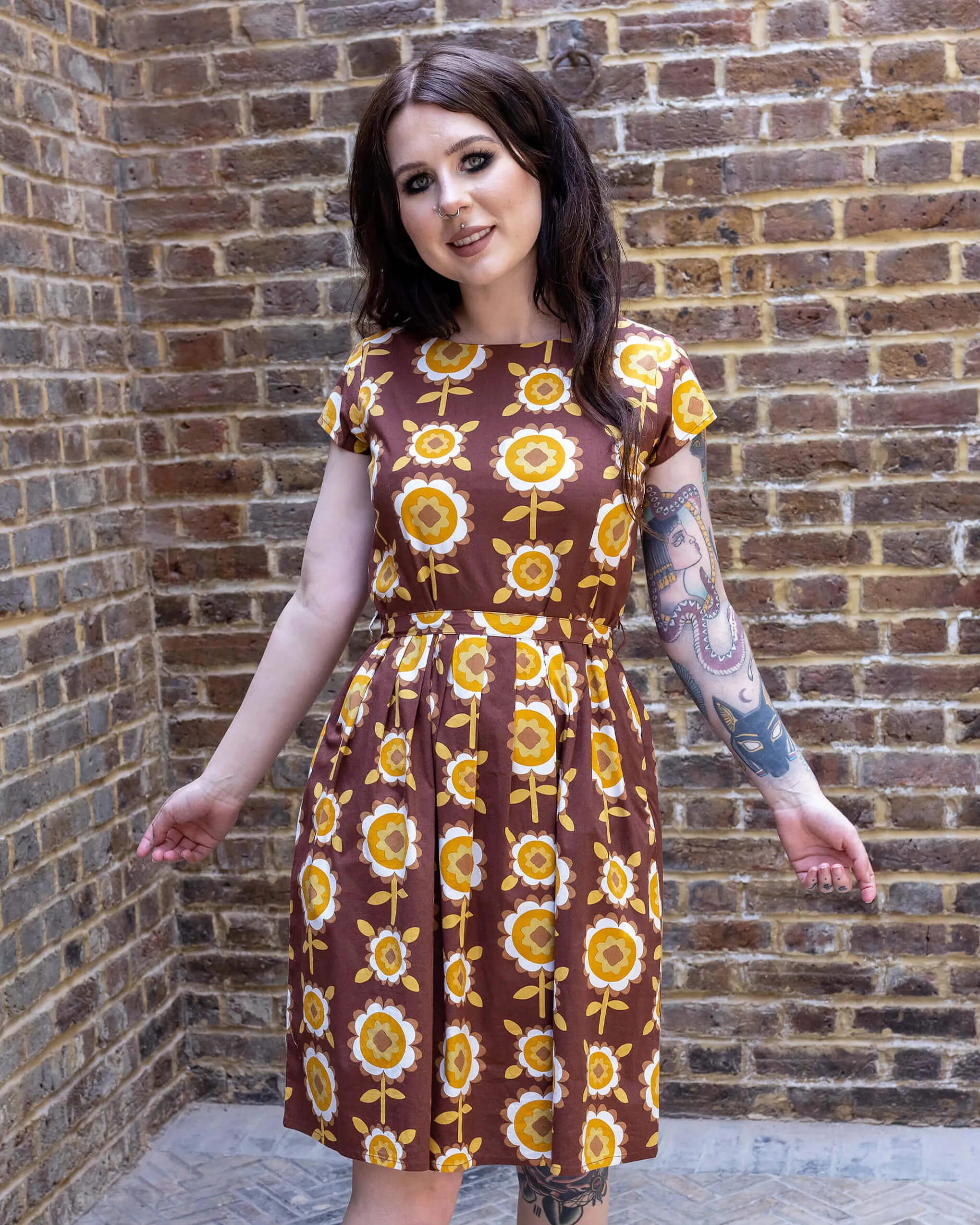 Brown Retro Flowers Belted Stretch Tea Dress with Pockets