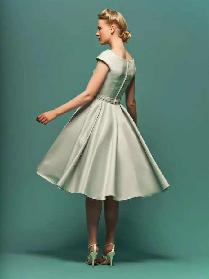 Modest Retro 50s  Knee Length Formal Wedding Dress