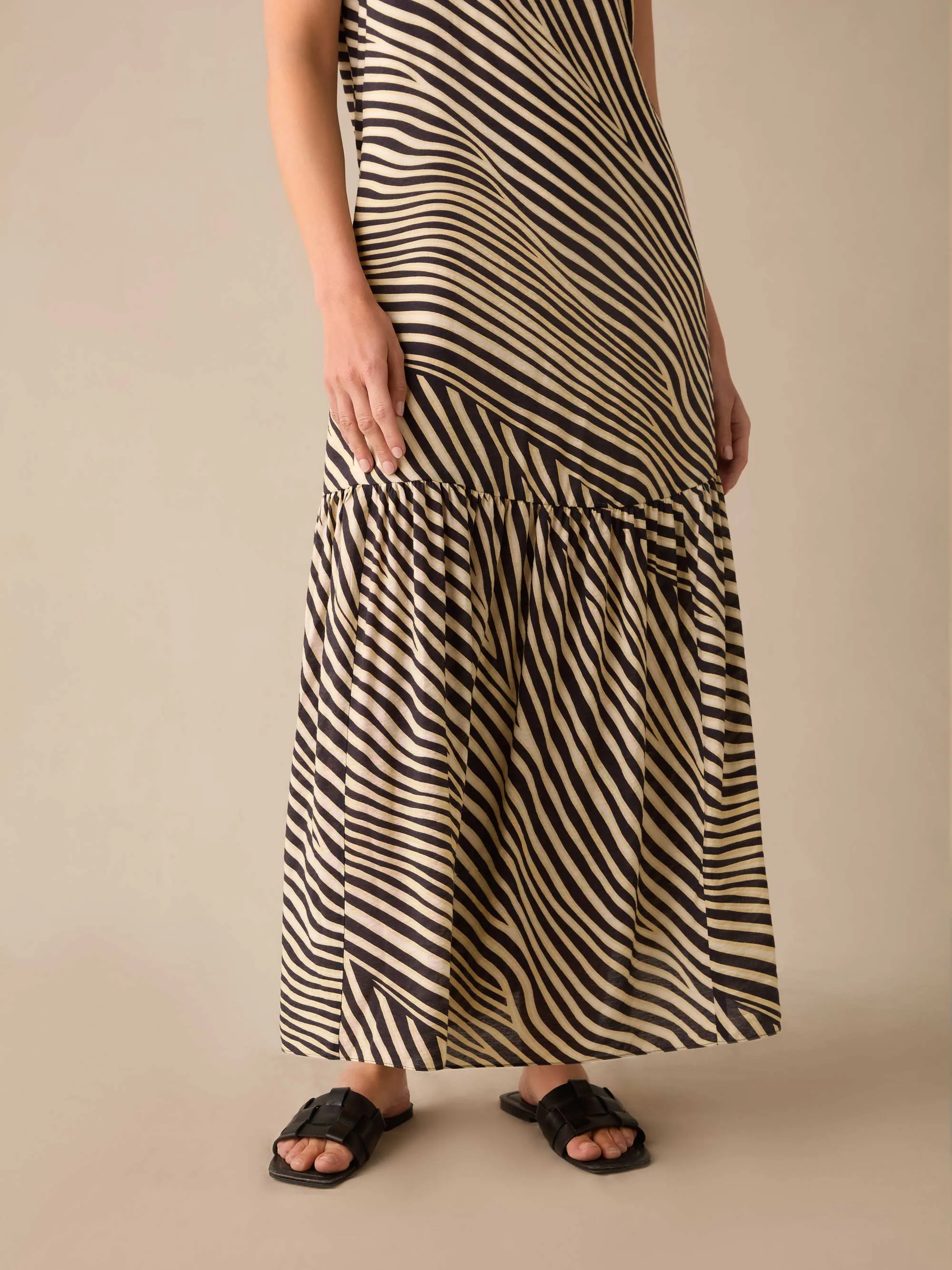 Petite Neutral Animal Print Tiered Maxi Dress