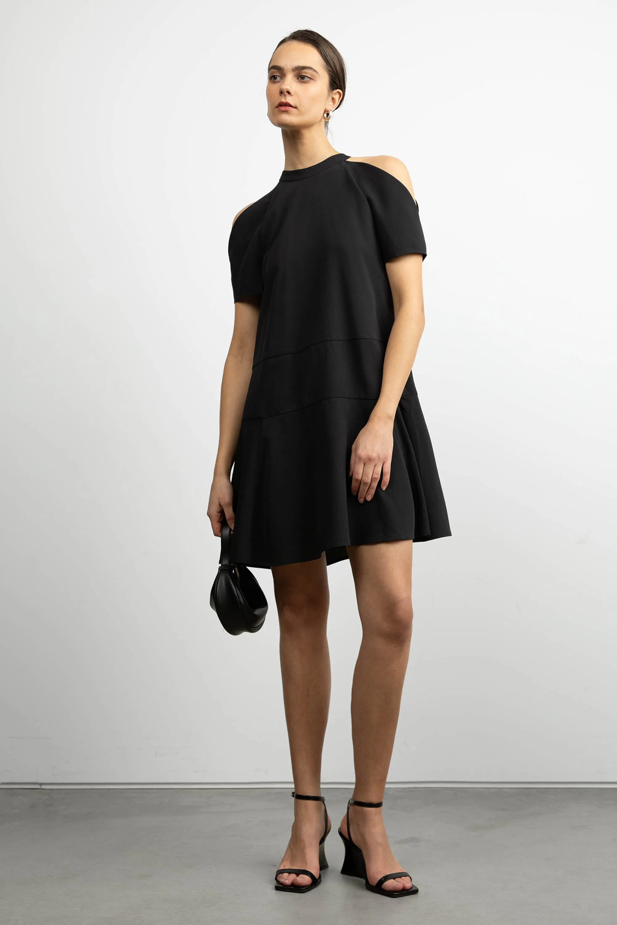 SHORT SLEEVE MOCKNECK MINI DRESS