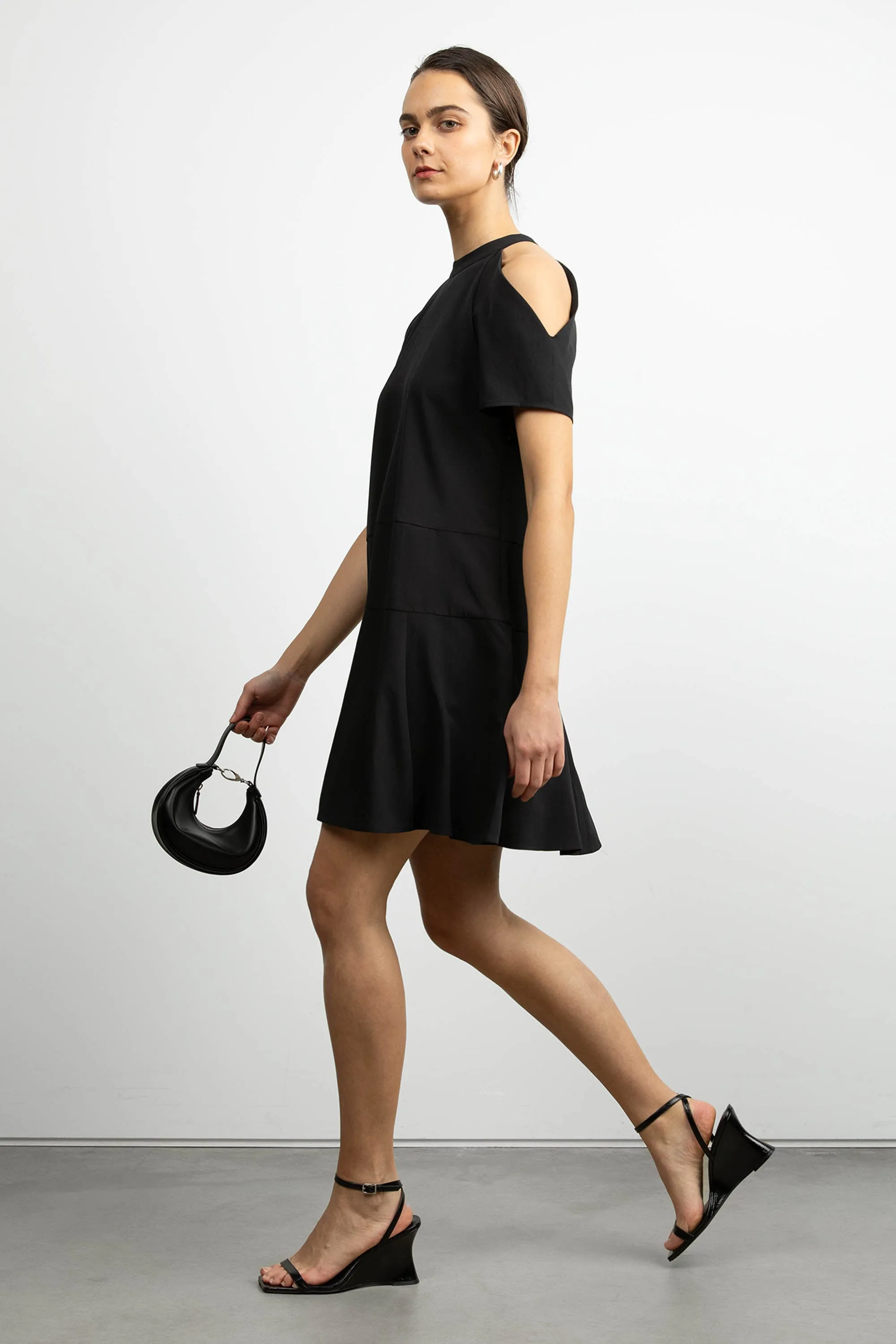 SHORT SLEEVE MOCKNECK MINI DRESS